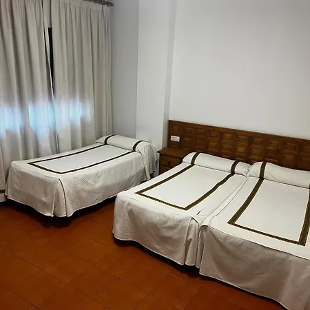 Hotel Hispanidad Guadalupe  Esterno foto